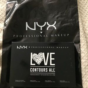 NYX EYE AND FACE SCULPTING PALETTE